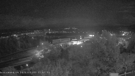 Webcam autoroute A2 en Suisse, à l'est de Bâle, au niveau de la sortie et du Ikea PratteIn