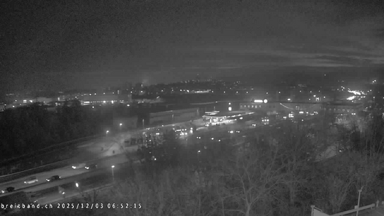 Webcam autoroute A2 en Suisse, à l'est de Bâle, au niveau de la sortie et du Ikea PratteIn