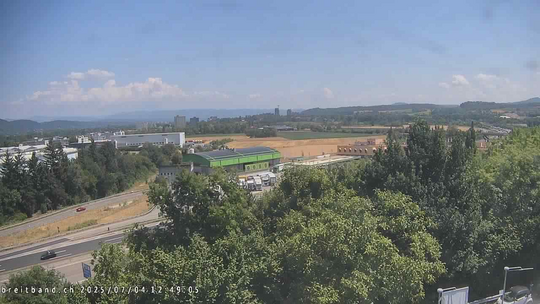 Webcam autoroute A2 en Suisse, à l'est de Bâle, au niveau de la sortie et du Ikea PratteIn