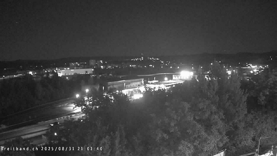 Webcam autoroute A2 en Suisse, à l'est de Bâle, au niveau de la sortie et du Ikea PratteIn