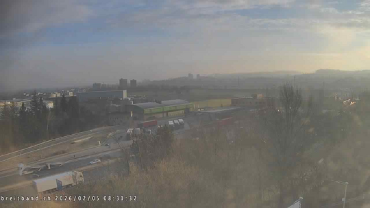 Webcam autoroute A2 en Suisse, à l'est de Bâle, au niveau de la sortie et du Ikea PratteIn