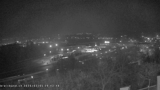 Webcam autoroute A2 en Suisse, à l'est de Bâle, au niveau de la sortie et du Ikea PratteIn