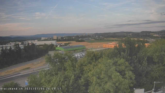 Webcam autoroute A2 en Suisse, à l'est de Bâle, au niveau de la sortie et du Ikea PratteIn