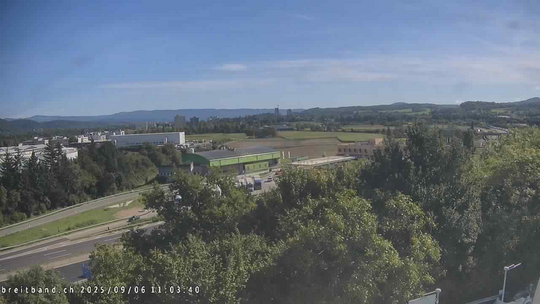 Webcam autoroute A2 en Suisse, à l'est de Bâle, au niveau de la sortie et du Ikea PratteIn