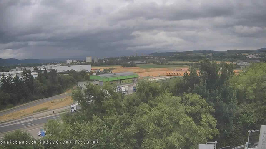 Webcam autoroute A2 en Suisse, à l'est de Bâle, au niveau de la sortie et du Ikea PratteIn