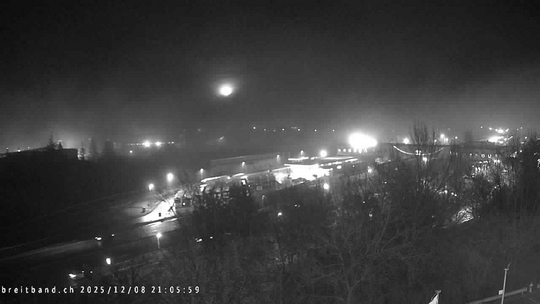 Webcam autoroute A2 en Suisse, à l'est de Bâle, au niveau de la sortie et du Ikea PratteIn