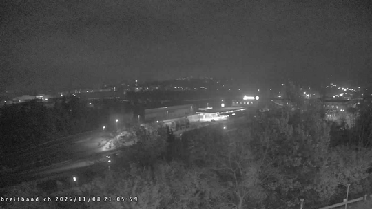 Webcam autoroute A2 en Suisse, à l'est de Bâle, au niveau de la sortie et du Ikea PratteIn
