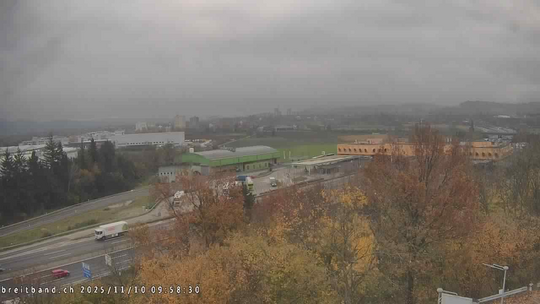 Webcam autoroute A2 en Suisse, à l'est de Bâle, au niveau de la sortie et du Ikea PratteIn