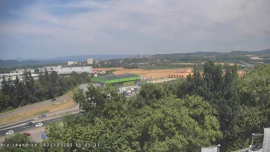 Webcam autoroute A2 en Suisse, à l'est de Bâle, au niveau de la sortie et du Ikea PratteIn