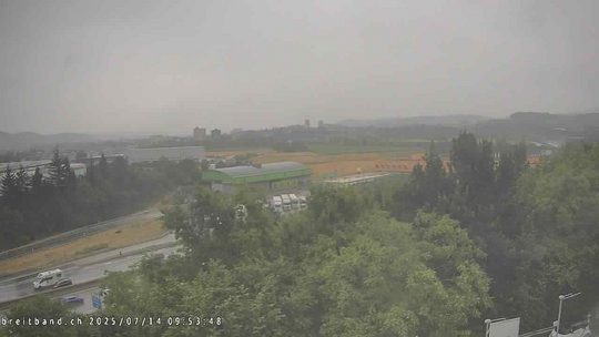 Webcam autoroute A2 en Suisse, à l'est de Bâle, au niveau de la sortie et du Ikea PratteIn