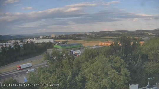 Webcam autoroute A2 en Suisse, à l'est de Bâle, au niveau de la sortie et du Ikea PratteIn