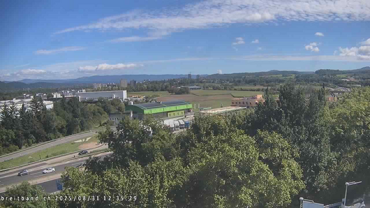 Webcam autoroute A2 en Suisse, à l'est de Bâle, au niveau de la sortie et du Ikea PratteIn