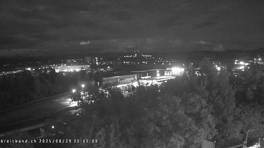 Webcam autoroute A2 en Suisse, à l'est de Bâle, au niveau de la sortie et du Ikea PratteIn