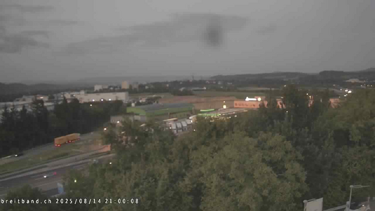 <h2>Webcam autoroute A2 en Suisse, à l'est de Bâle, au niveau de la sortie et du Ikea PratteIn</h2>