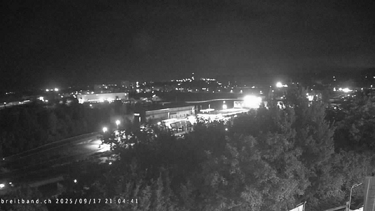 Webcam autoroute A2 en Suisse, à l'est de Bâle, au niveau de la sortie et du Ikea PratteIn