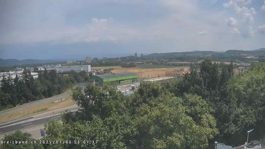 Webcam autoroute A2 en Suisse, à l'est de Bâle, au niveau de la sortie et du Ikea PratteIn