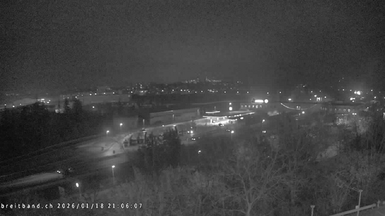 Webcam autoroute A2 en Suisse, à l'est de Bâle, au niveau de la sortie et du Ikea PratteIn