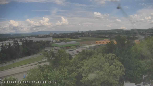Webcam autoroute A2 en Suisse, à l'est de Bâle, au niveau de la sortie et du Ikea PratteIn