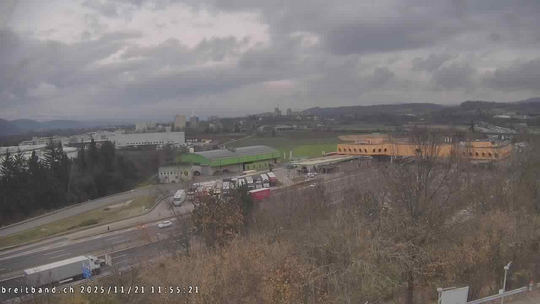 Webcam autoroute A2 en Suisse, à l'est de Bâle, au niveau de la sortie et du Ikea PratteIn