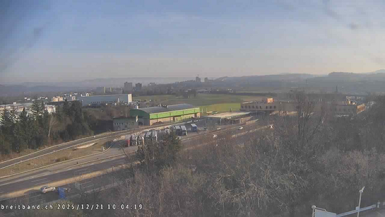 Webcam autoroute A2 en Suisse, à l'est de Bâle, au niveau de la sortie et du Ikea PratteIn