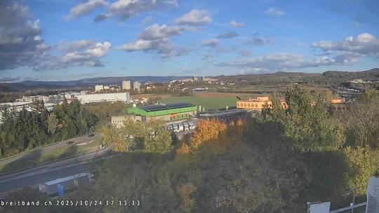 Webcam autoroute A2 en Suisse, à l'est de Bâle, au niveau de la sortie et du Ikea PratteIn