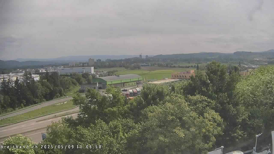 Webcam autoroute A2 en Suisse, à l'est de Bâle, au niveau de la sortie et du Ikea PratteIn