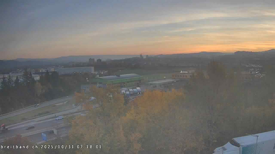 Webcam autoroute A2 en Suisse, à l'est de Bâle, au niveau de la sortie et du Ikea PratteIn