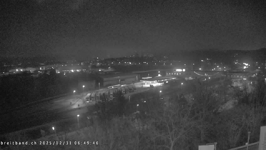 Webcam autoroute A2 en Suisse, à l'est de Bâle, au niveau de la sortie et du Ikea PratteIn