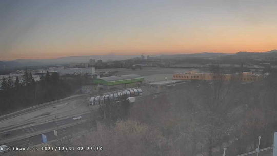 Webcam autoroute A2 en Suisse, à l'est de Bâle, au niveau de la sortie et du Ikea PratteIn