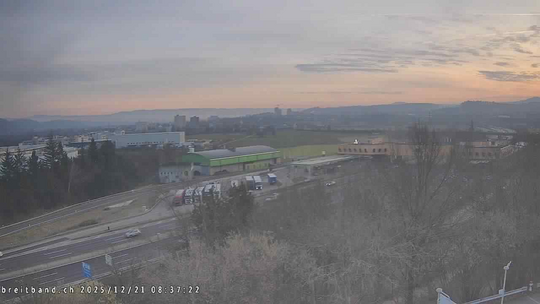 <h2>Webcam autoroute A2 en Suisse, à l'est de Bâle, au niveau de la sortie et du Ikea PratteIn</h2>